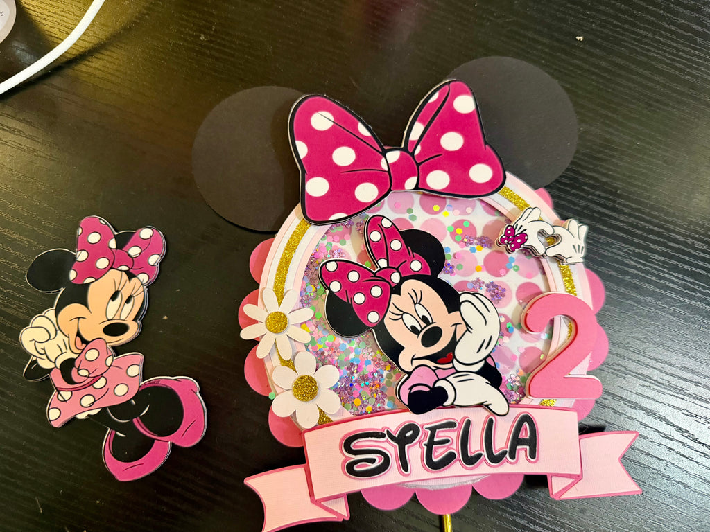Minnie Mouse shaker cake topper