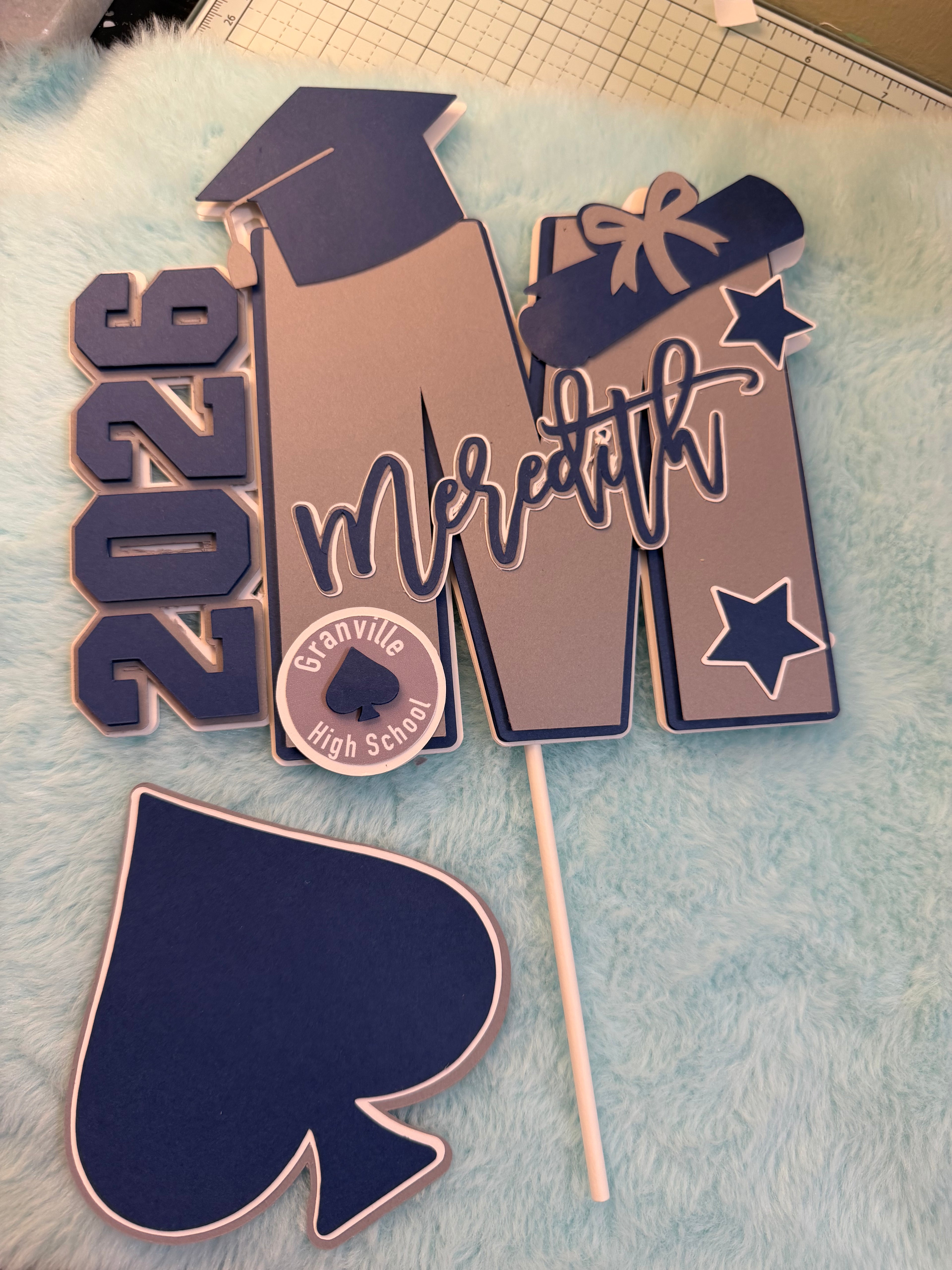 Graduation caketopper